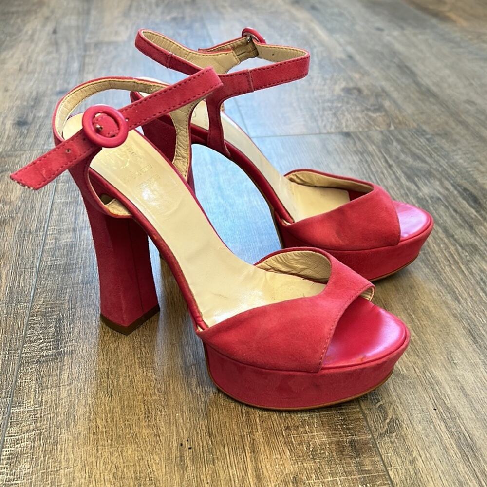TT Bagatt Pink Retro Platform Heels